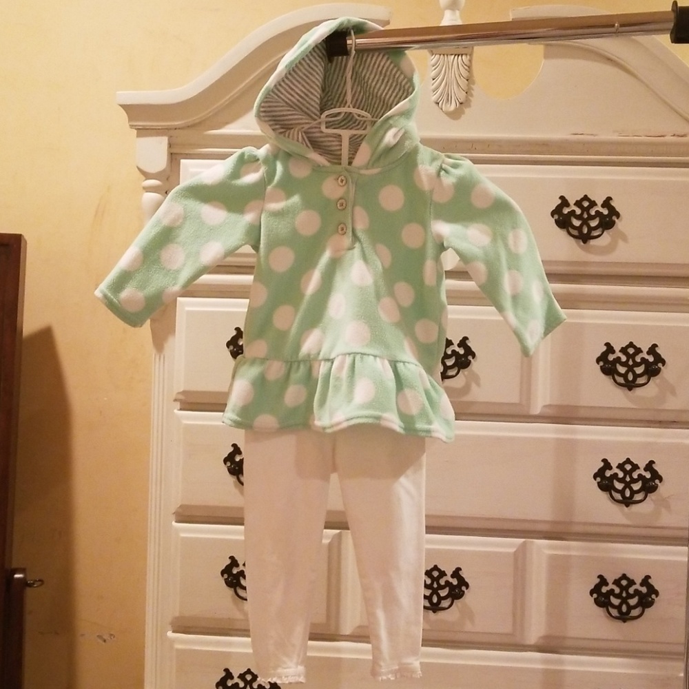 Carter's 12Mo. Girls 2 piece outfit